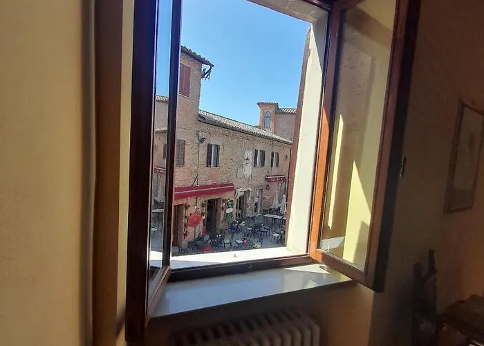 La Casa In Piazza Apartment *