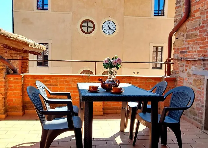 La Casa In Piazza * Panicale